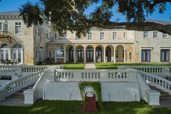 3111 Masterpiece Rd, Lake Wales, FL 33898